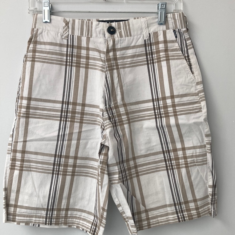 Billabong shorts size 27